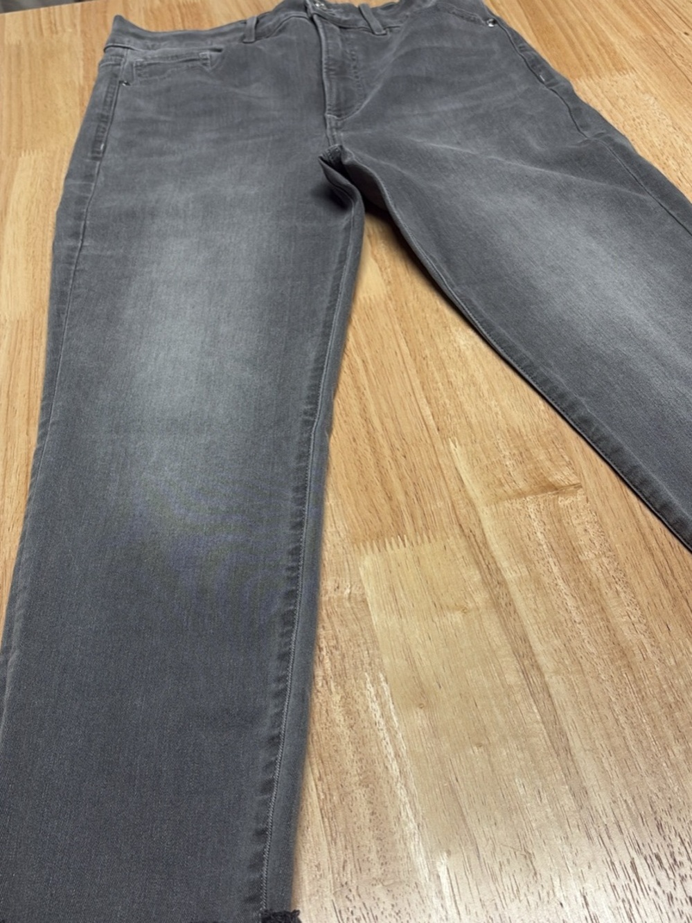 Express women’s Slim Straight Gray Jeans